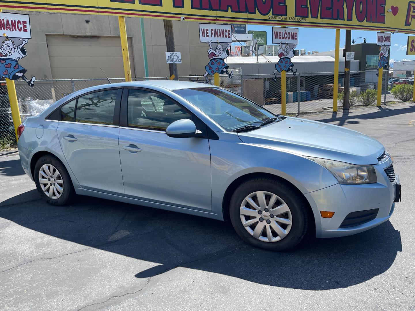 2011 Blue /Tan Chevrolet Cruze LT (1G1PF5S93B7) with an 1.4Liter 4 CYLINDER engine, AUTOMATIC transmission, located at 801 South State Street, Salt Lake City, UT, 84111, (801) 328-0098, 40.751953, -111.888206 - 2011 Chevrolet Cruze LT Blue. Gets great gas mileage with a 1.4 Liter 4 cylinder engine. Must come see it is a clean title with no reported accidents on the CarFax. * All advertised prices are just dollars above cost to make room for new inventory these are our cash prices plus taxes, licensing an - Photo#3